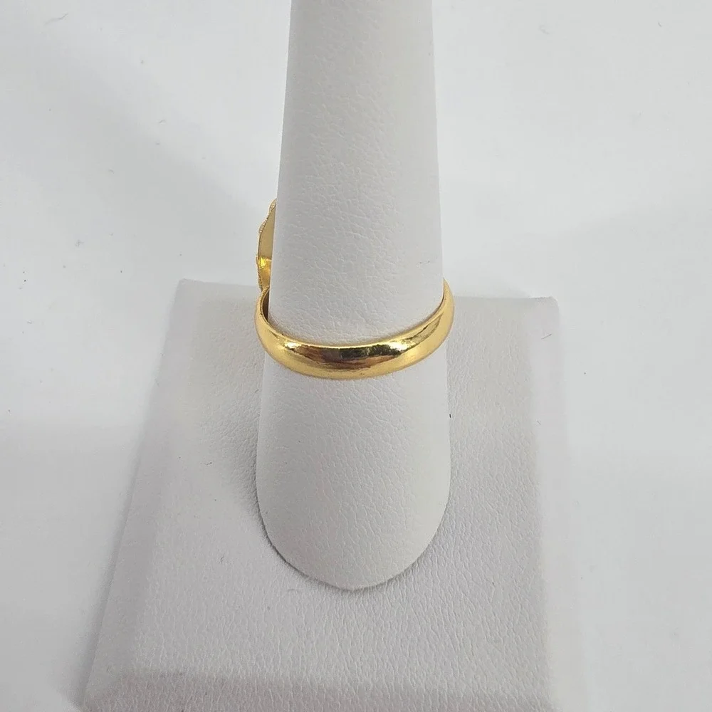 Ring Womens 8.75 Statement Moonstone Gold Tone Ornate
